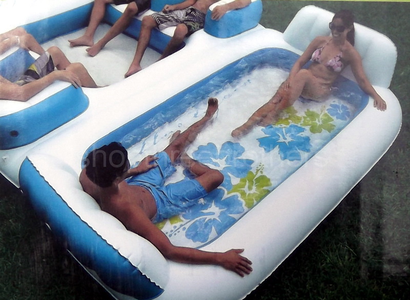 6 people float